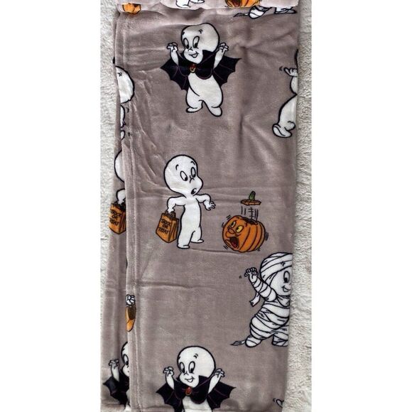 Casper The Friendly Ghost Plush Soft Blanket Throw 50x70” Halloween Costumes NEW - Picture 10 of 12